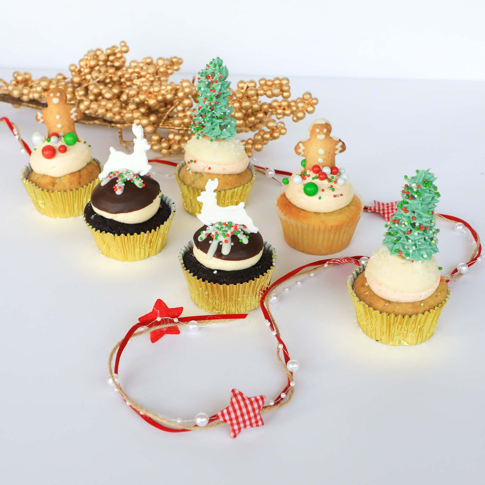 Merry Christmas - Box of 6 Cupcakes